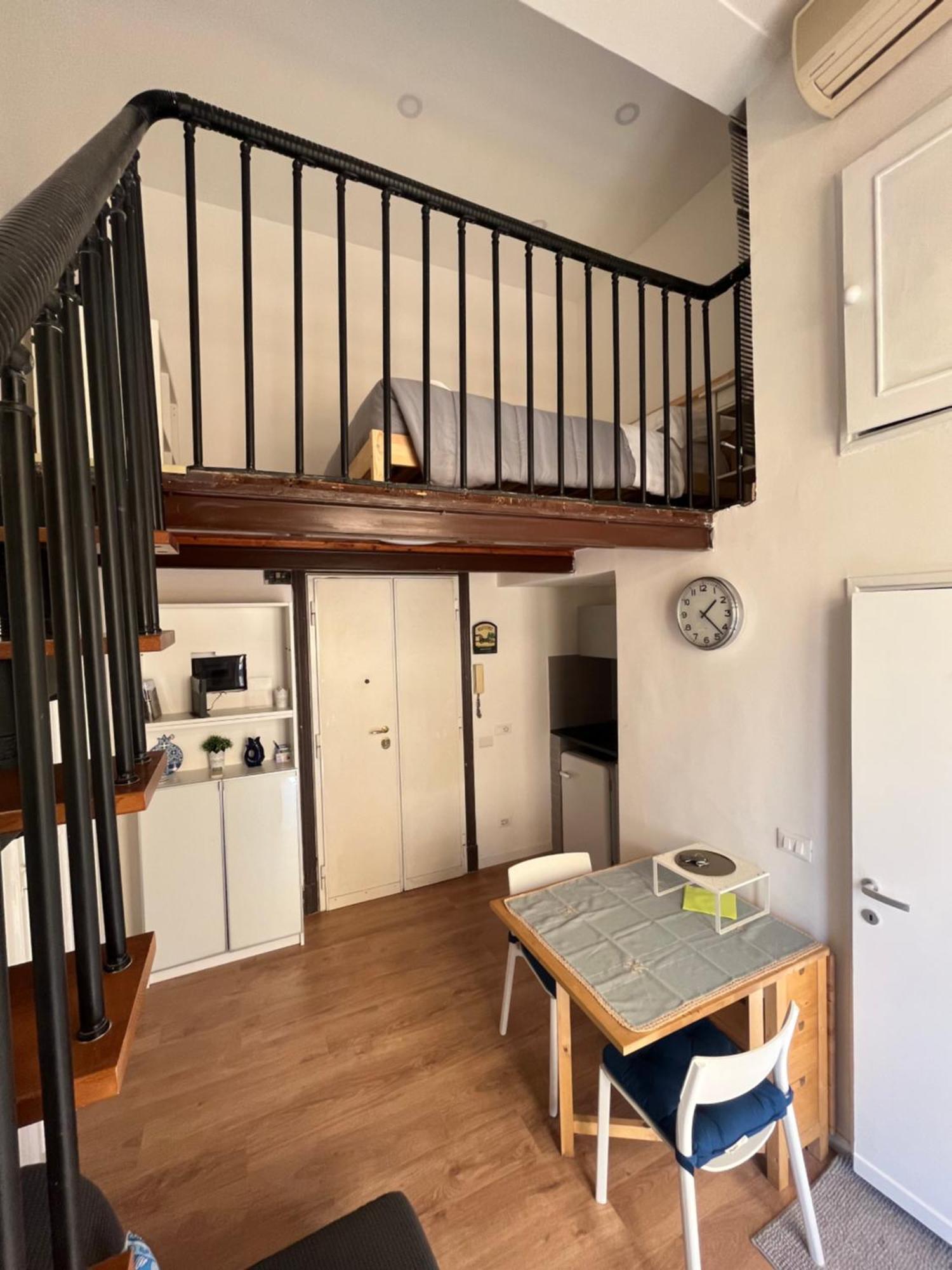 Studio Flat Ultimo Piano In Centro Róma Kültér fotó
