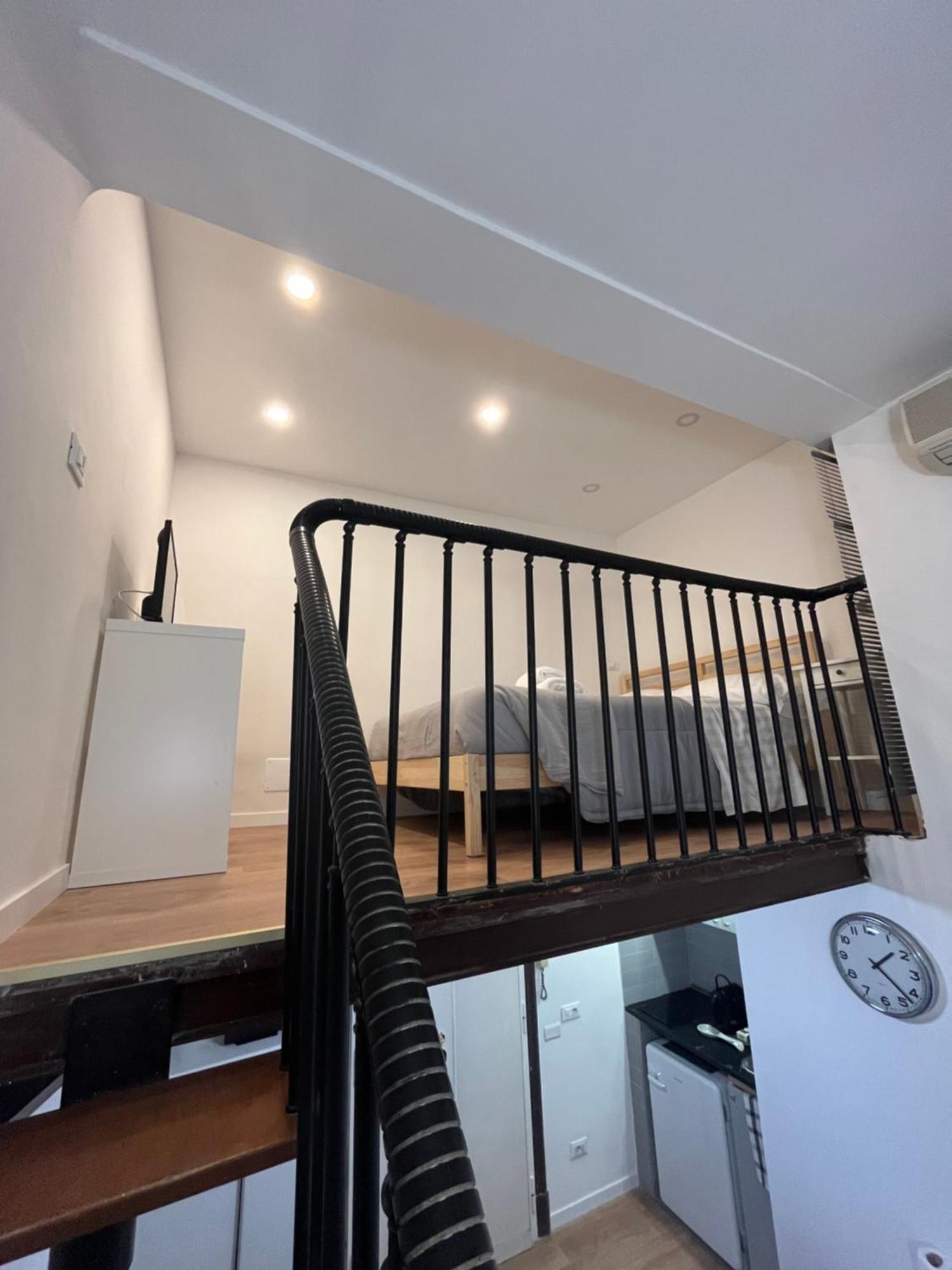 Studio Flat Ultimo Piano In Centro Róma Kültér fotó